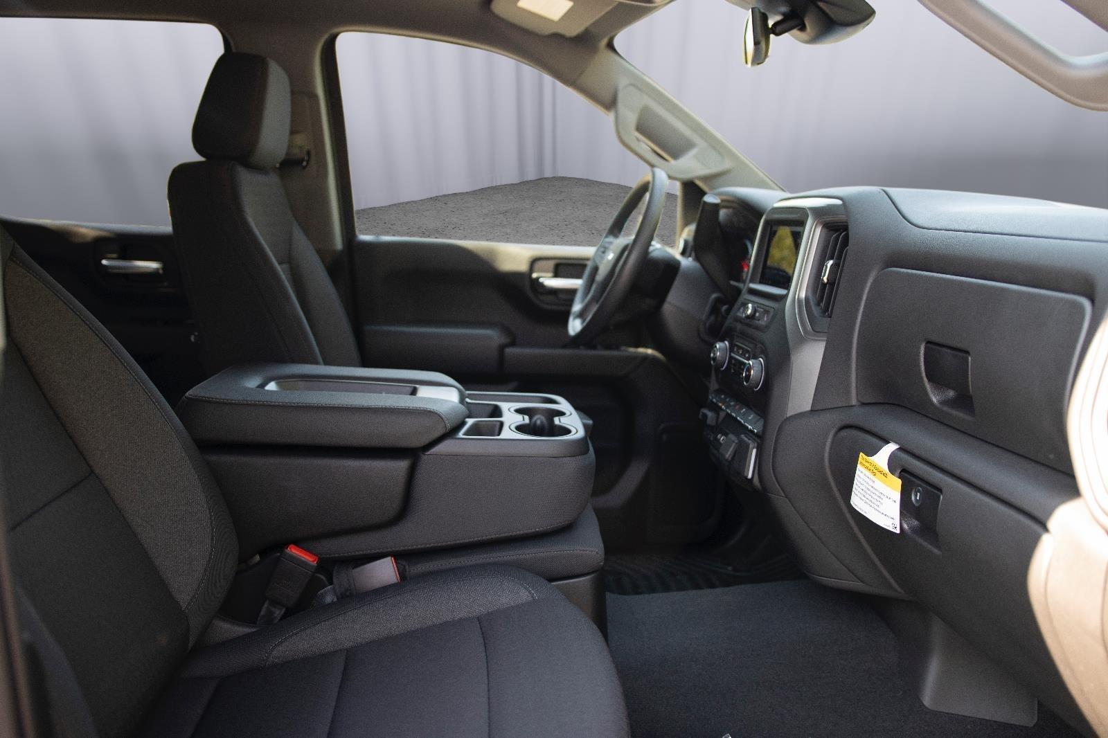 2025 Chevrolet Silverado 1500 Custom Trail Boss photo 17