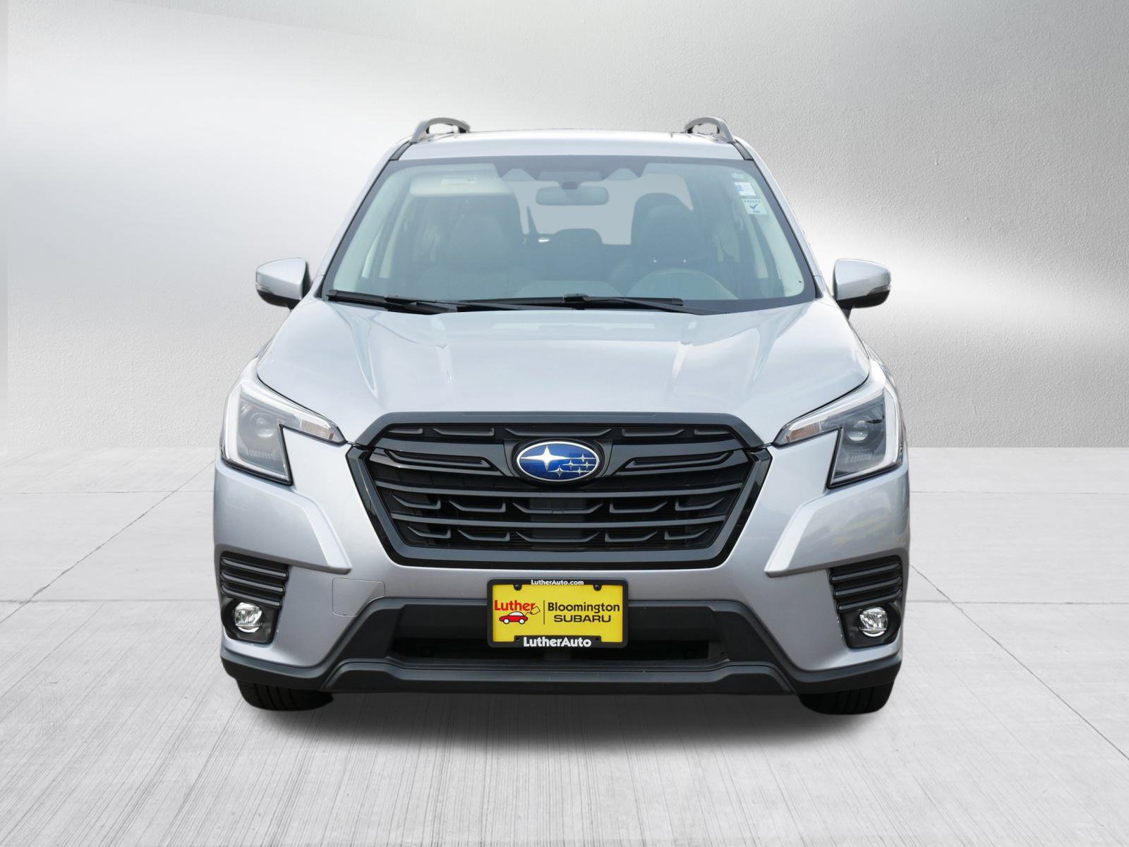 2024 Subaru Forester Limited photo 2