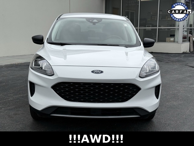 2022 Ford Escape SE photo 3