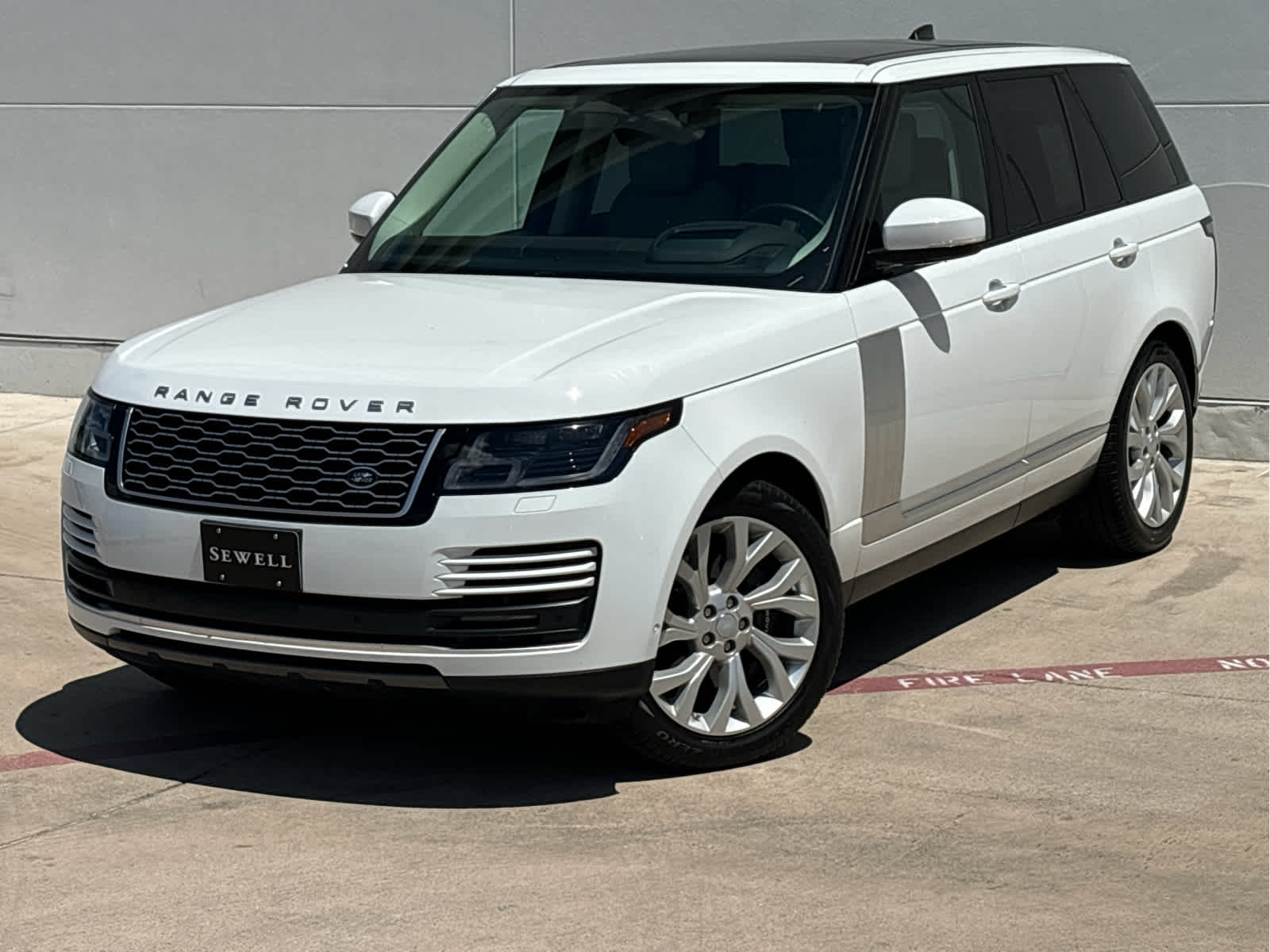 Used 2021  Land Rover Westminster image 1