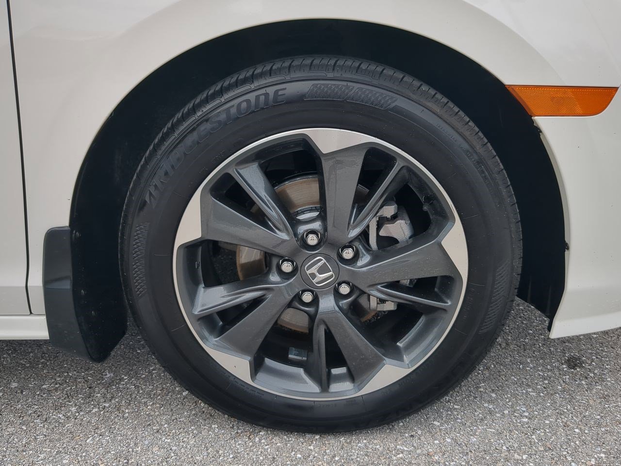 2023 Honda Odyssey Elite photo 8