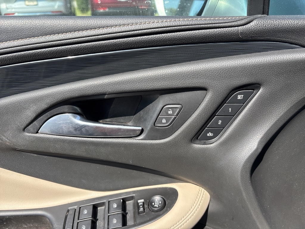 2018 Buick Envision Essence photo 23