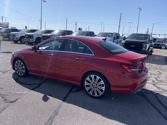 2019 Mercedes Benz CLA 250 4MATIC photo 4
