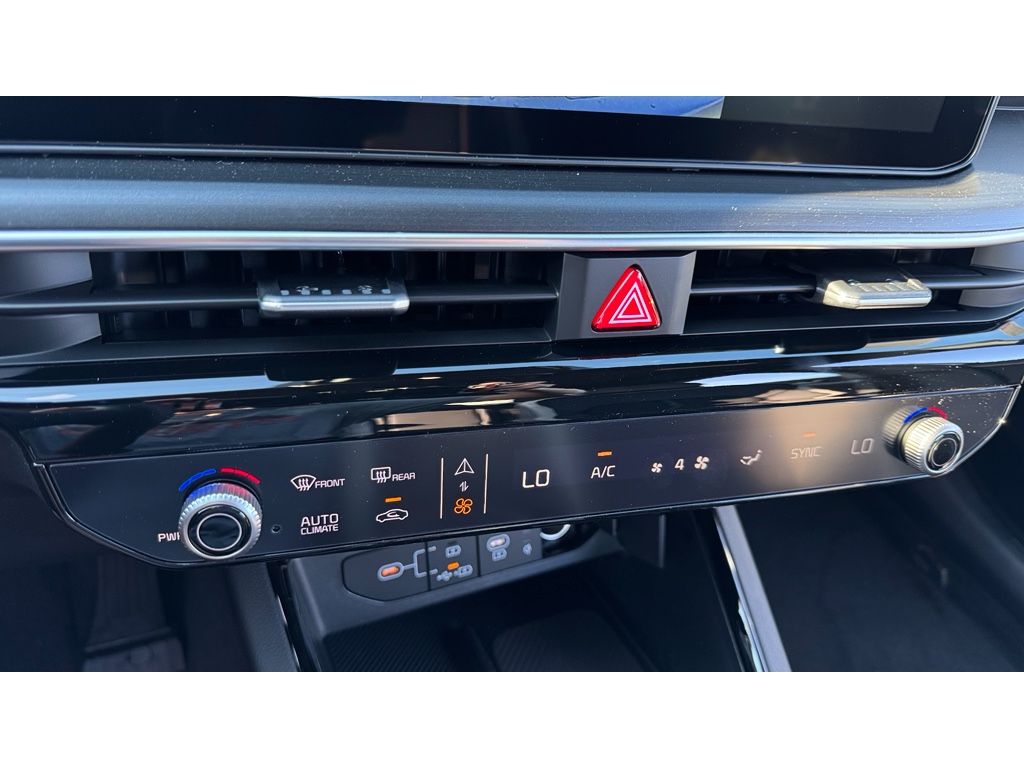 2026 Kia K5 GT-Line photo 18
