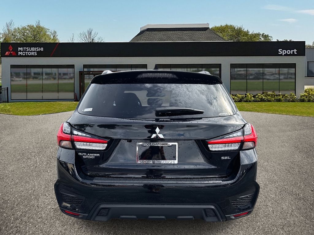 2025 Mitsubishi Outlander Sport SEL photo 4