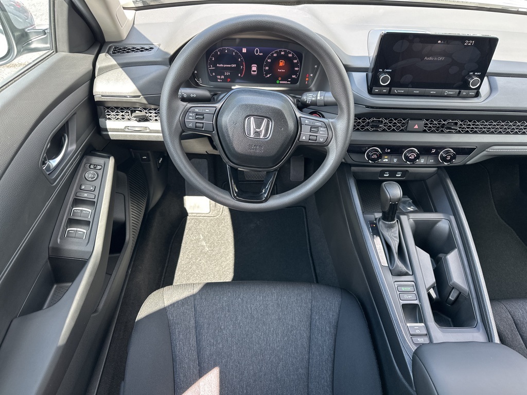 2025 Honda Accord LX photo 16