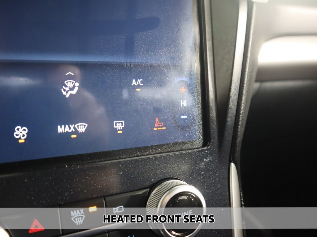 2024 Ford Edge SEL photo 4