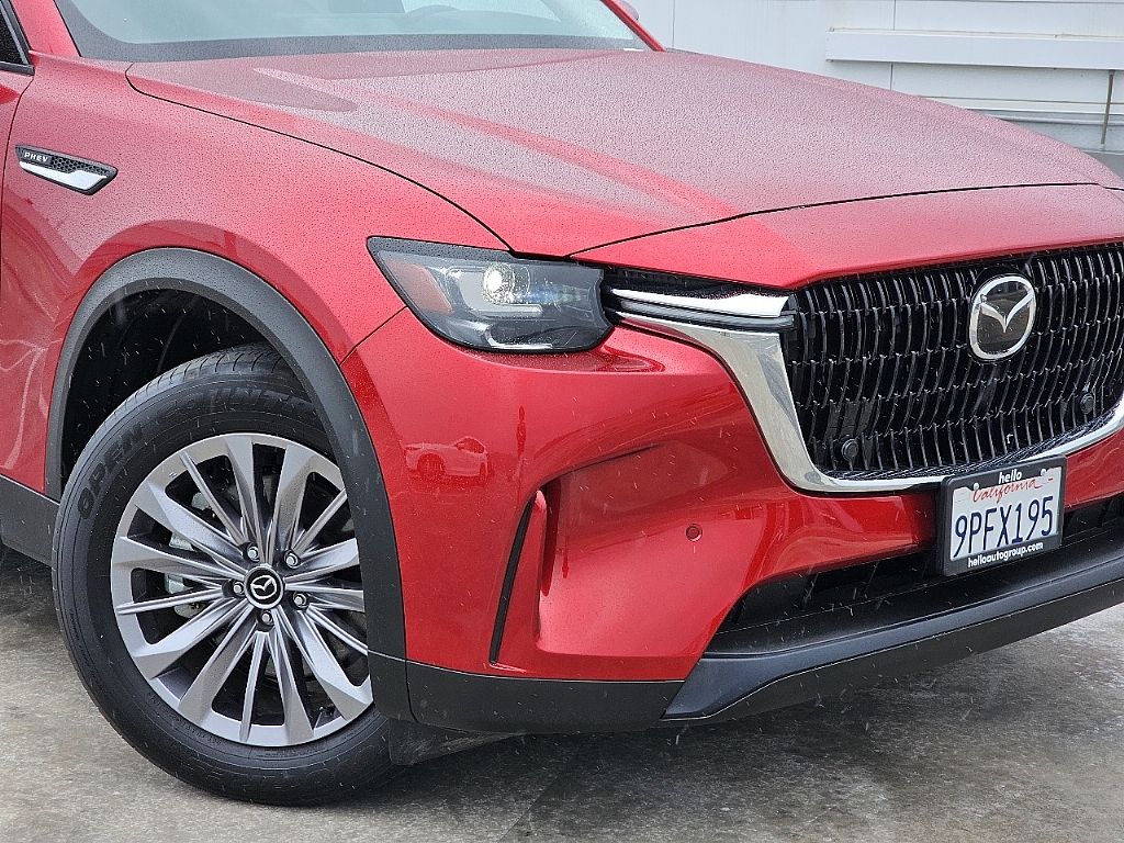 2025 Mazda CX-90 Preferred photo 2