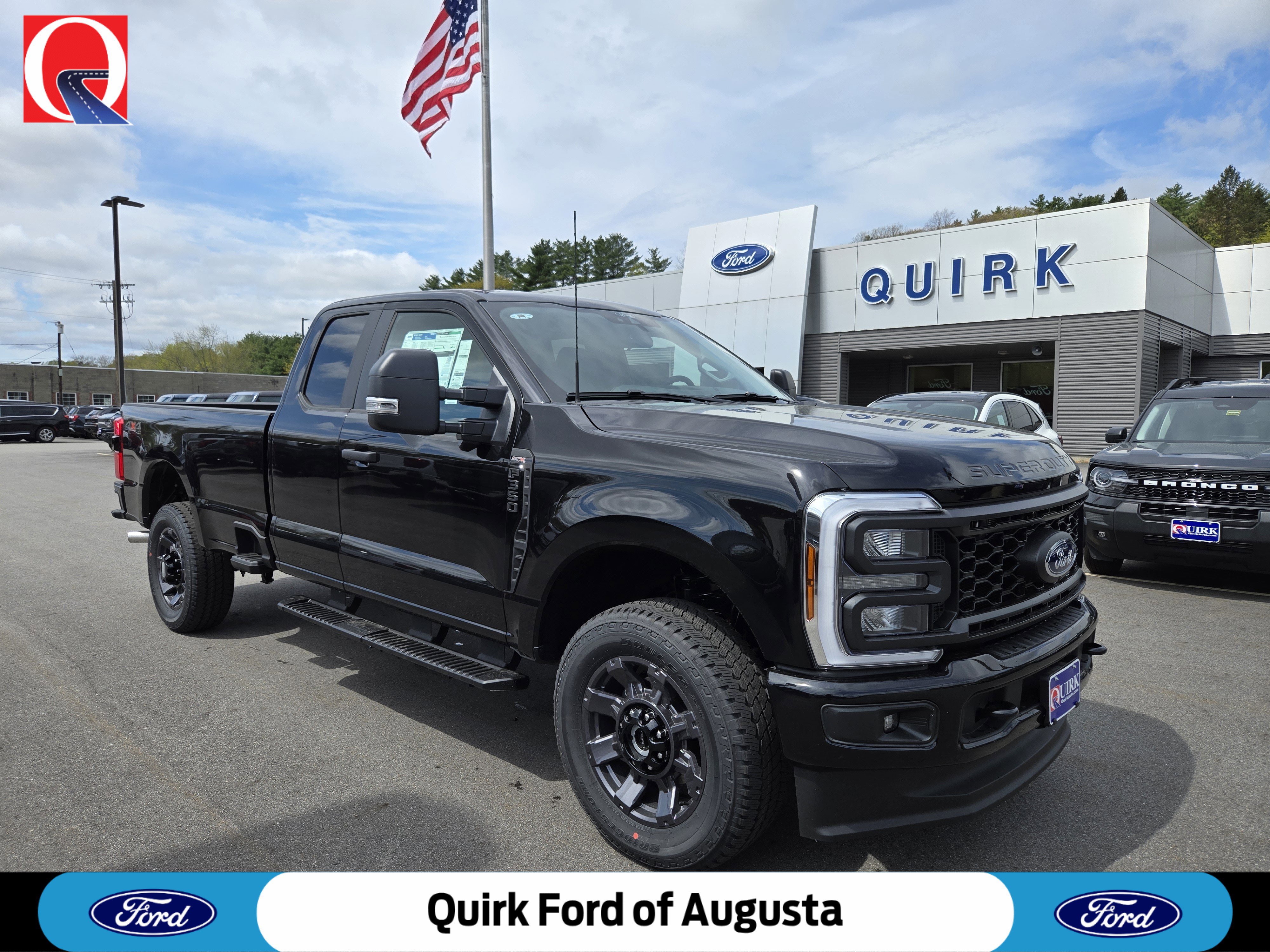 2025 Ford F-350 Super Duty XL's photo