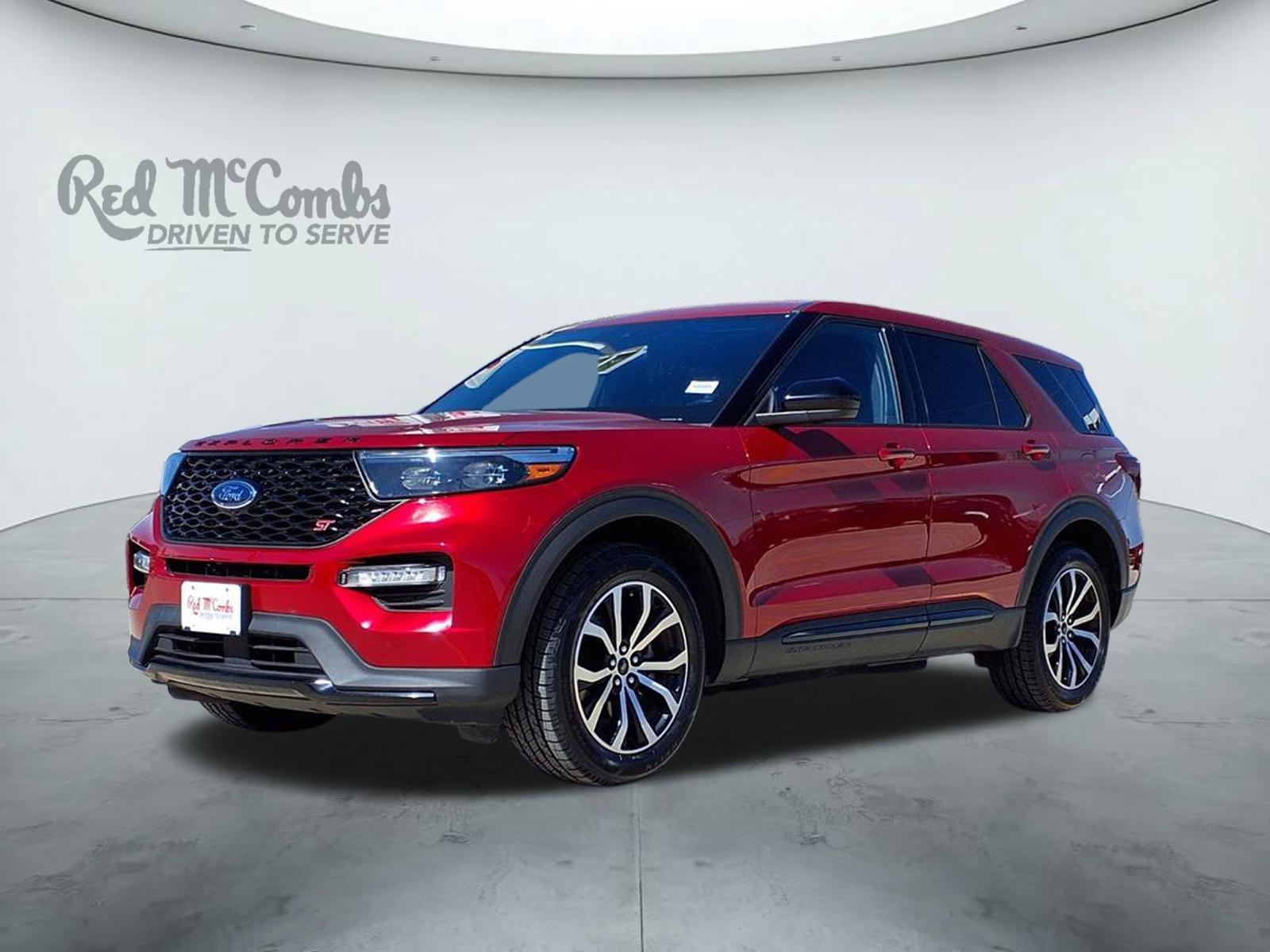 2022 Ford Explorer ST's photo
