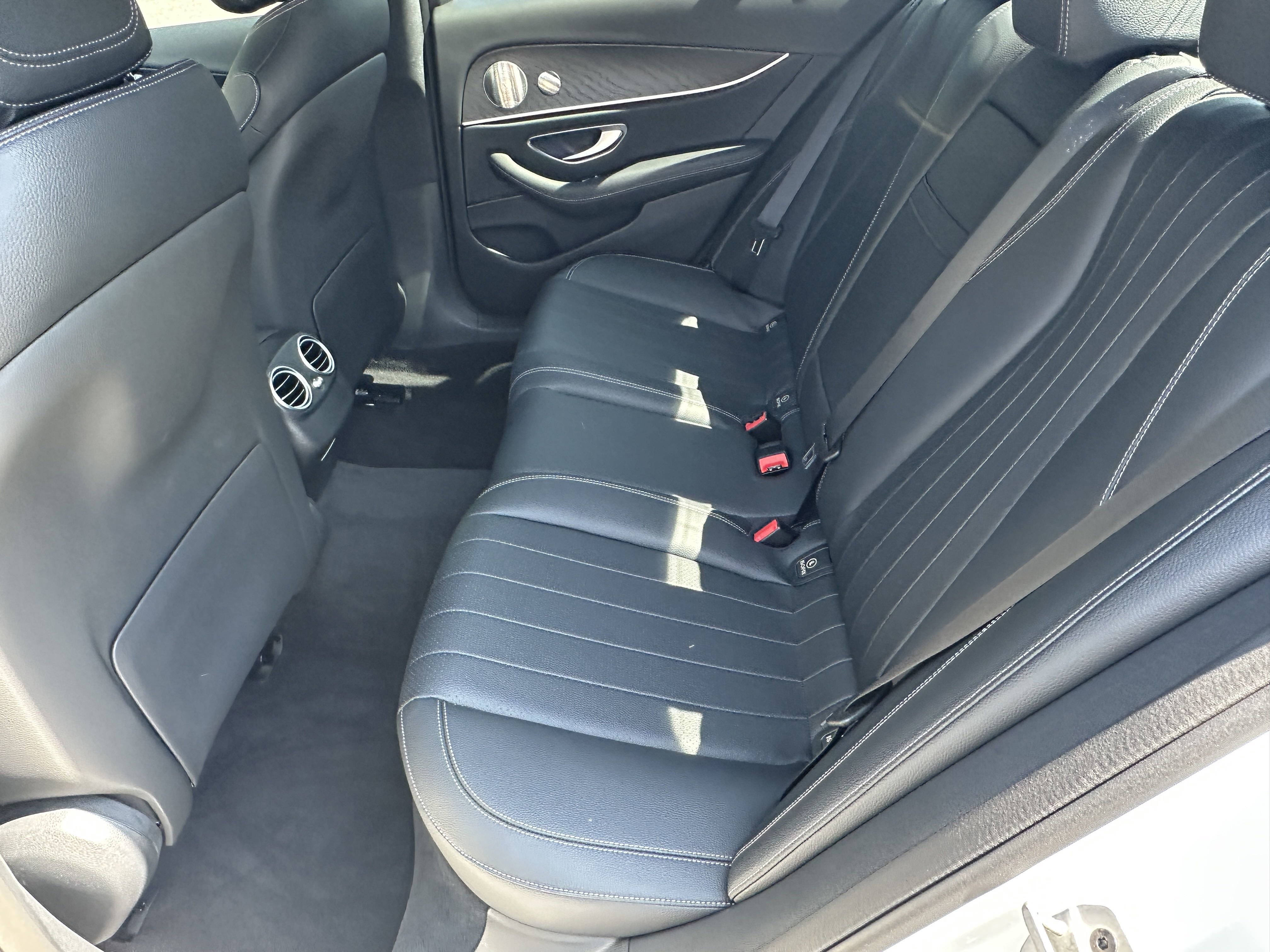 2022 Mercedes Benz E 350 photo 7