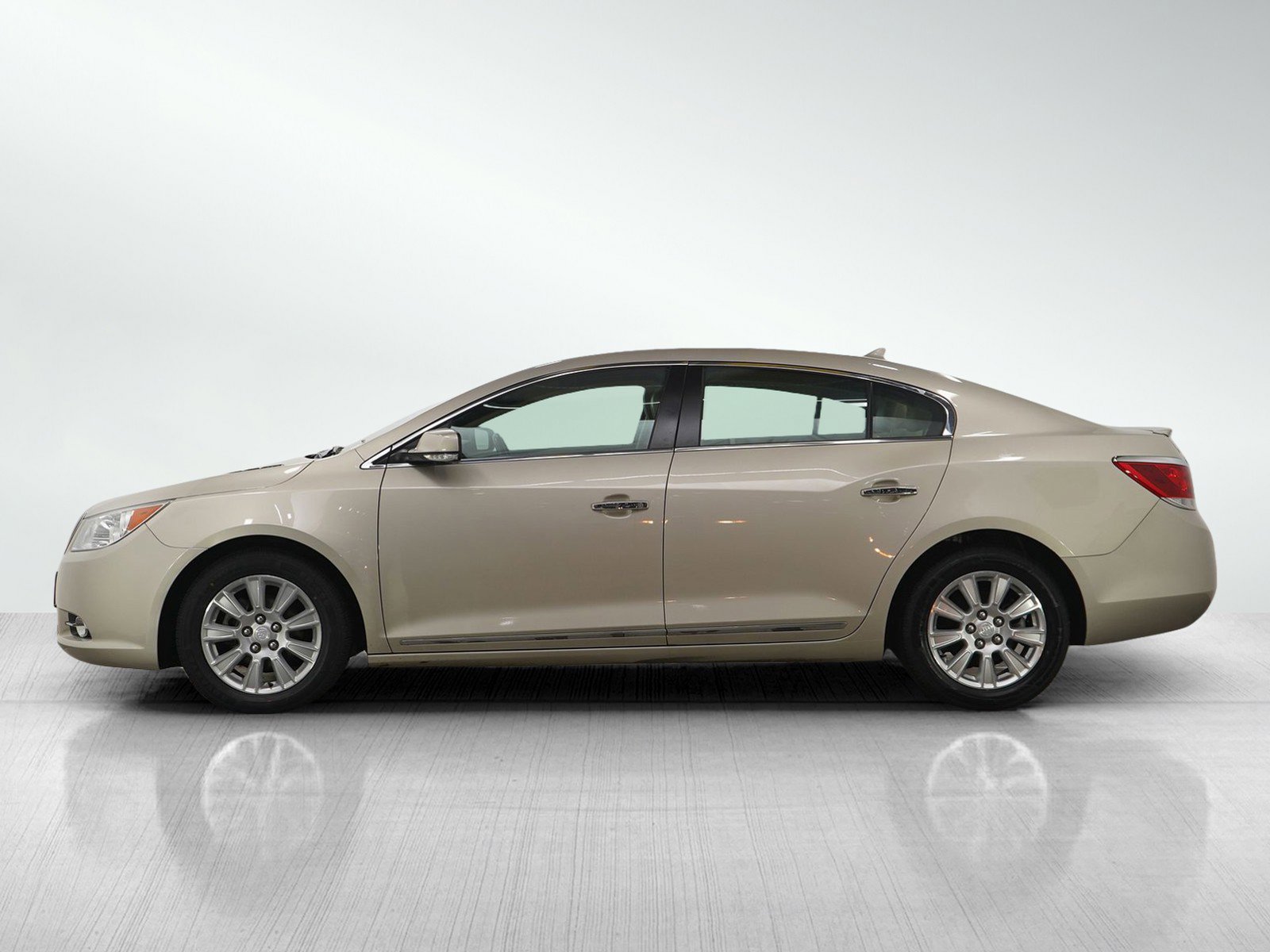Used 2013 Buick LaCrosse Leather with VIN 1G4GC5ER6DF255437 for sale in Minneapolis, Minnesota