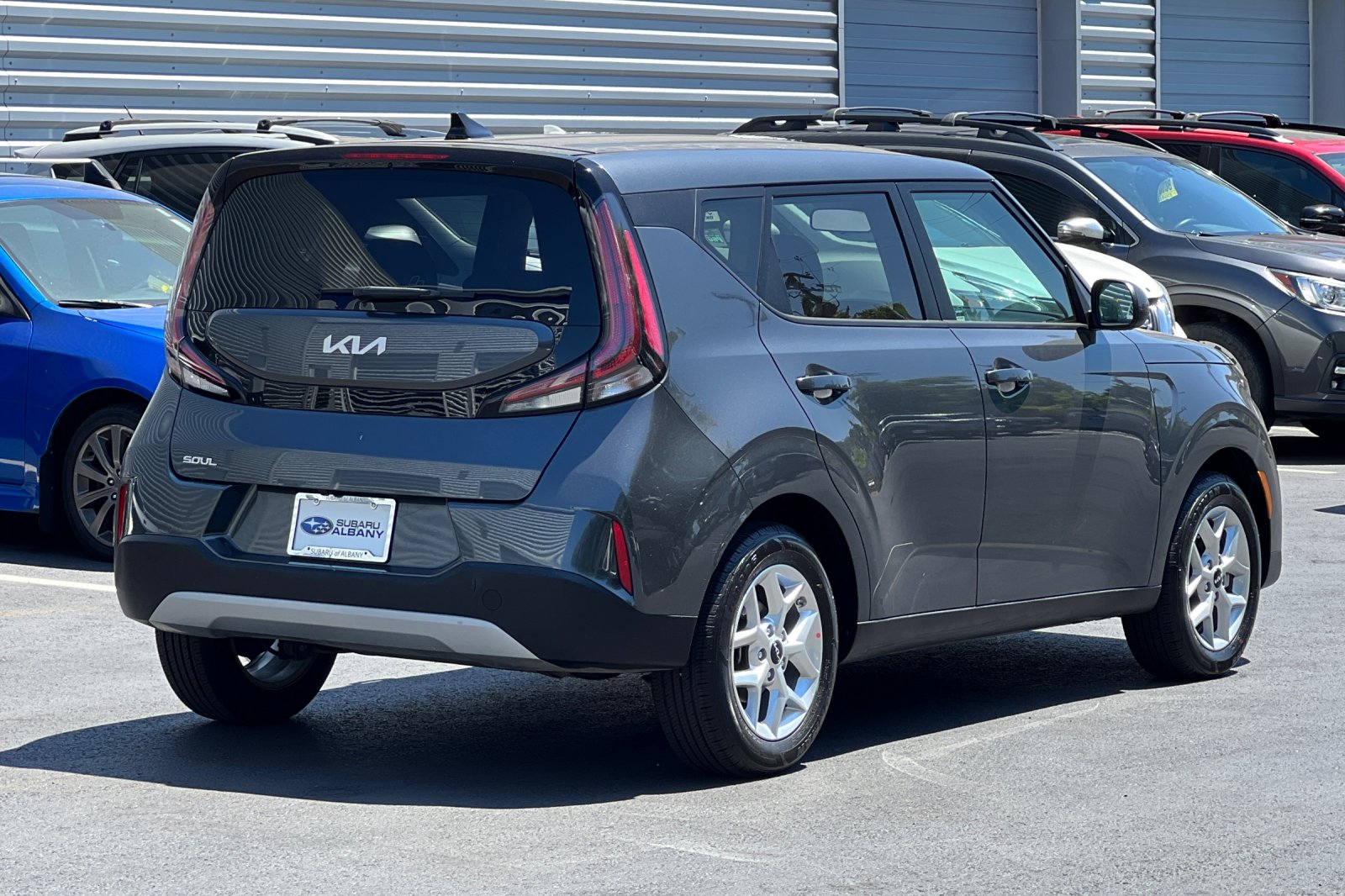 2023 Kia Soul LX photo 2