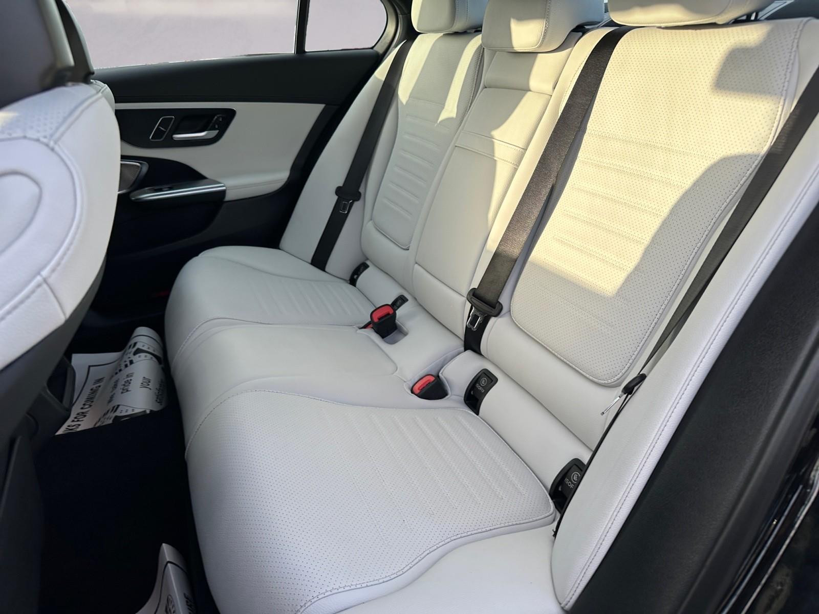 2022 Mercedes Benz C 300 photo 13