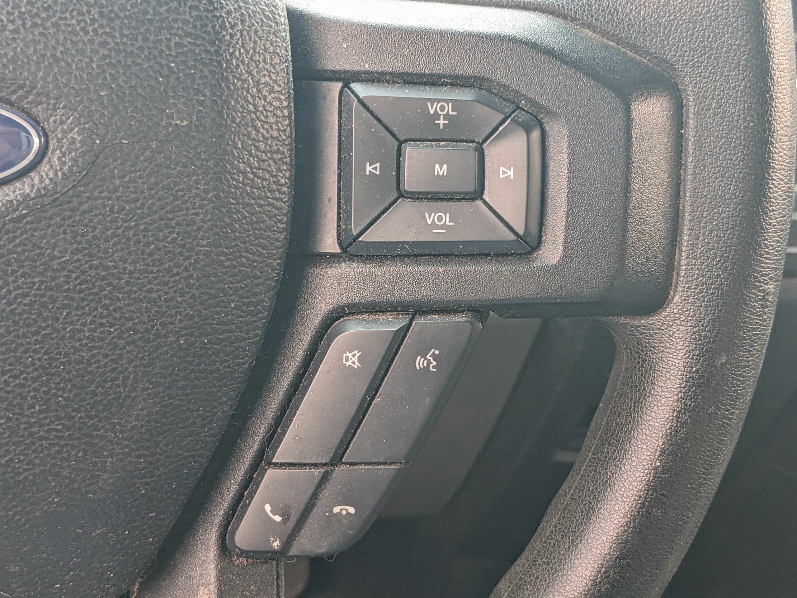 2017 Ford F-150 XLT photo 16