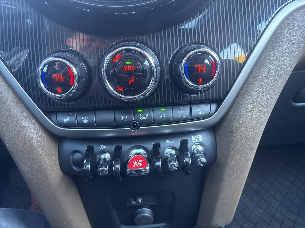 2020 Mini Cooper S Iconic photo 4