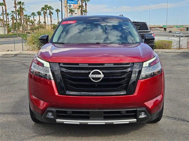 2022 Nissan Pathfinder SL photo 4
