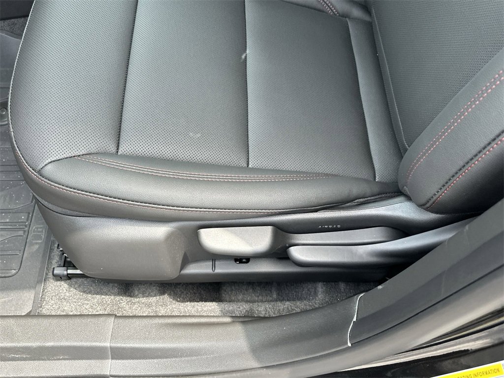 2025 Chevrolet Trax photo 11