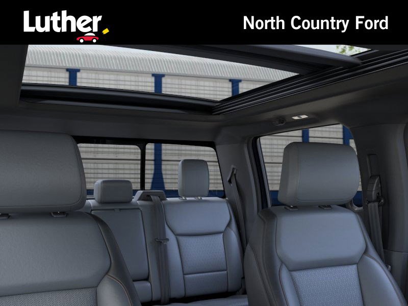 2025 Ford F-150 Lightning Lariat photo 22