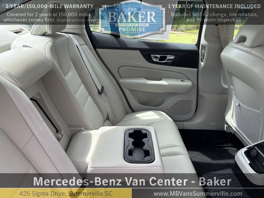 2022 Volvo S60 Recharge T8 R-Design Expression photo 15