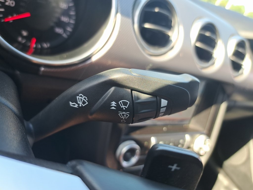 2020 Ford Mustang EcoBoost Convertible photo 21