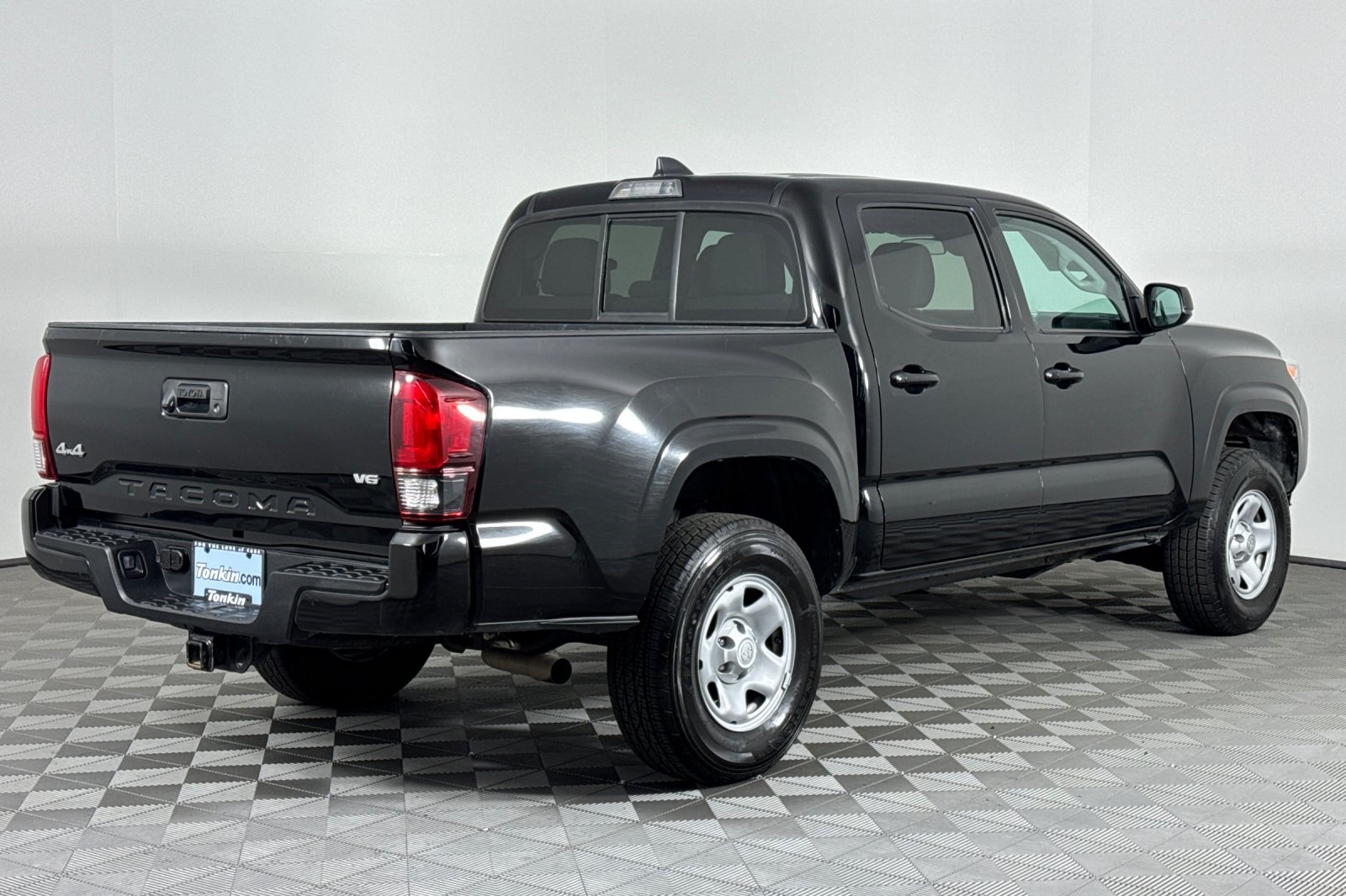 2023 Toyota Tacoma SR5 4x4 photo 4