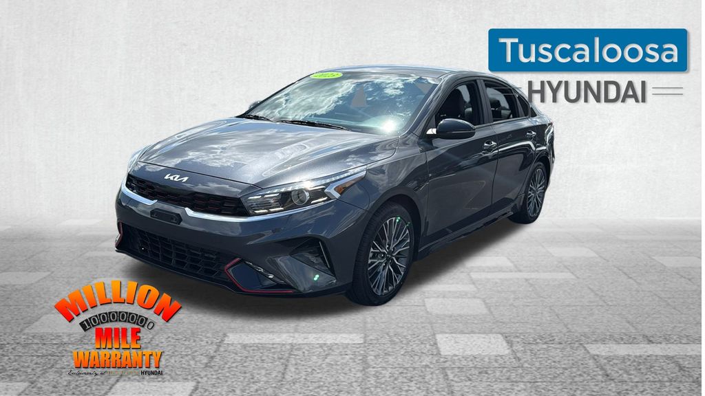 2023 Kia Forte GT-Line photo 3
