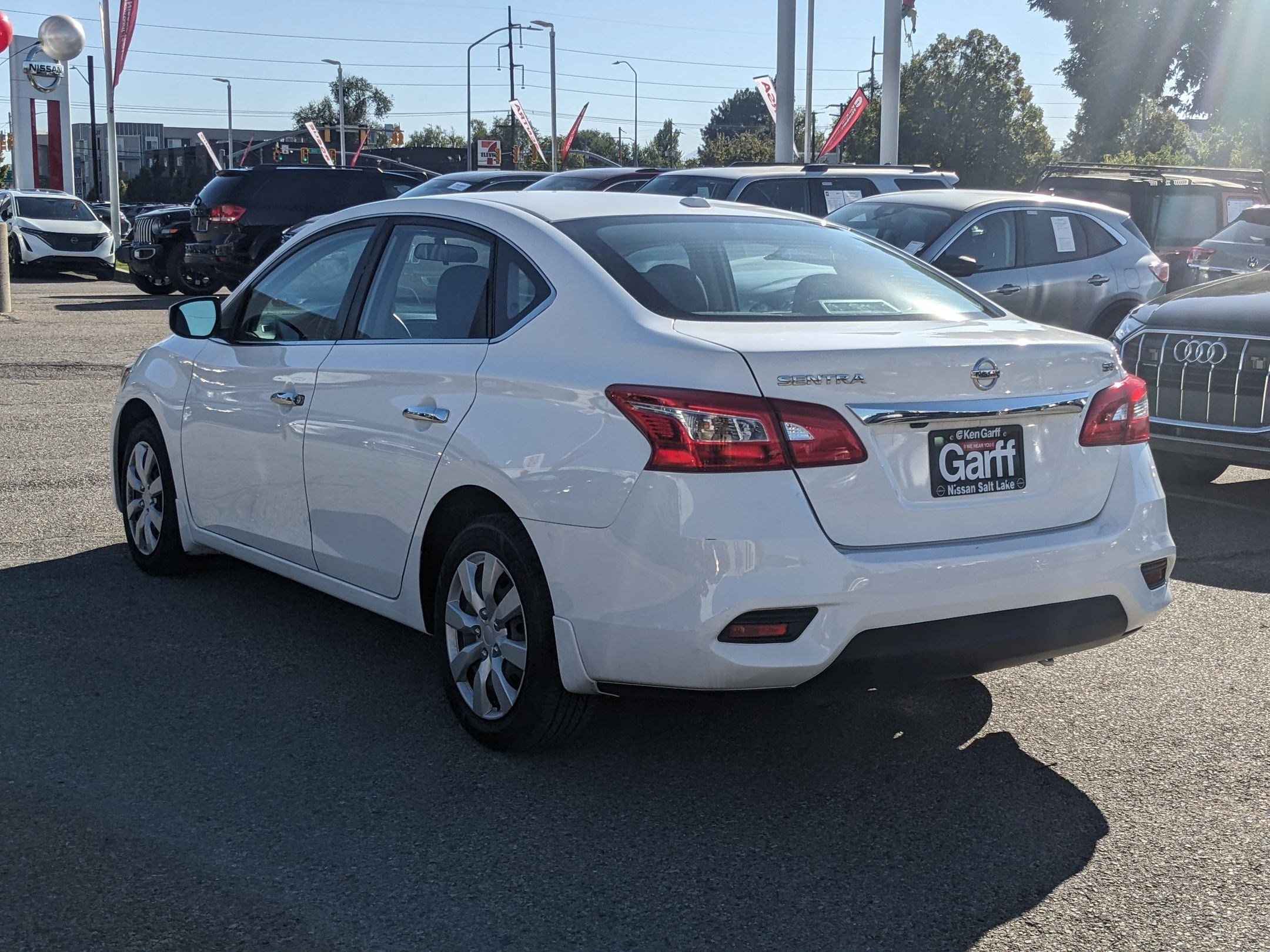 2017 Nissan Sentra SV photo 5