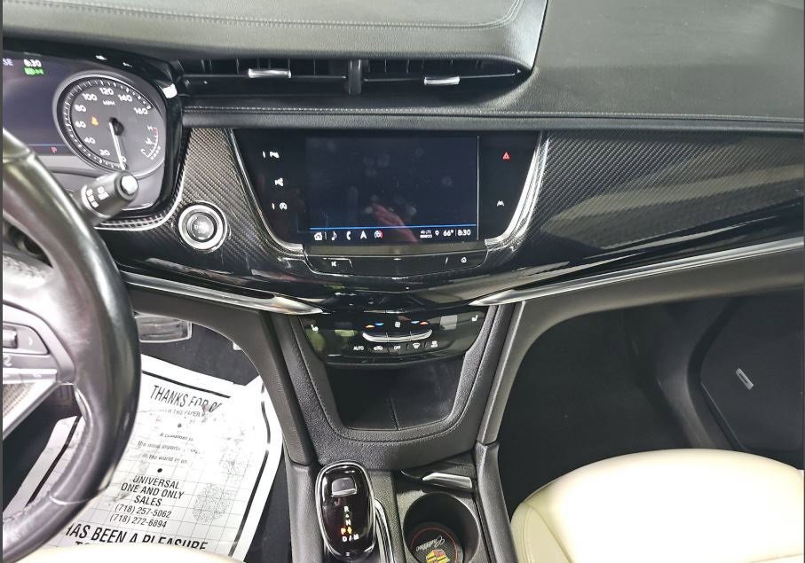 2022 Cadillac XT6 Sport photo 12