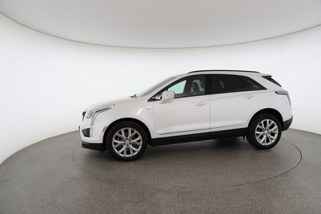 2021 Cadillac XT5 Sport photo 3
