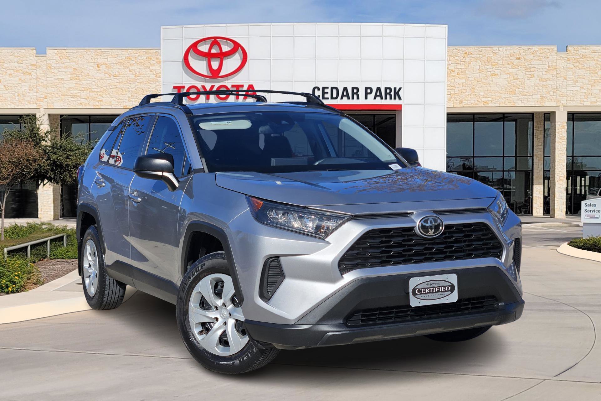 2020 Toyota RAV4 LE