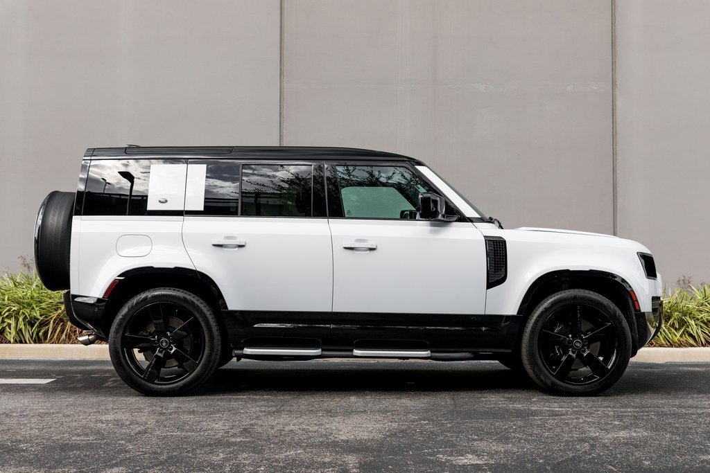 2023 Land Rover Defender 110 V8 110 Carpathian Edition photo 5