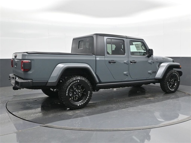 2024 Jeep Gladiator Willys photo 3