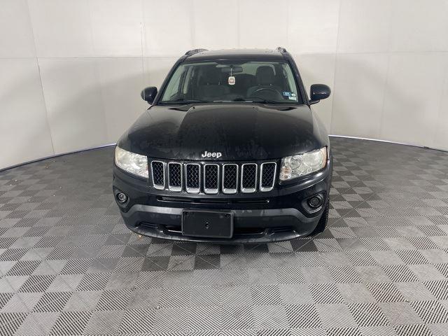 2012 Jeep Compass Latitude photo 3