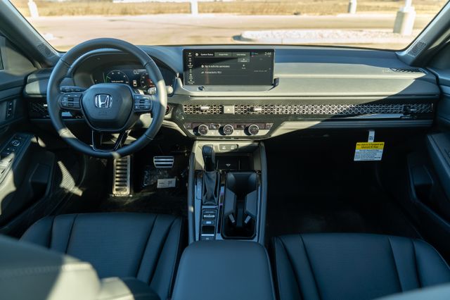 2025 Honda Accord Hybrid Sport-L photo 12