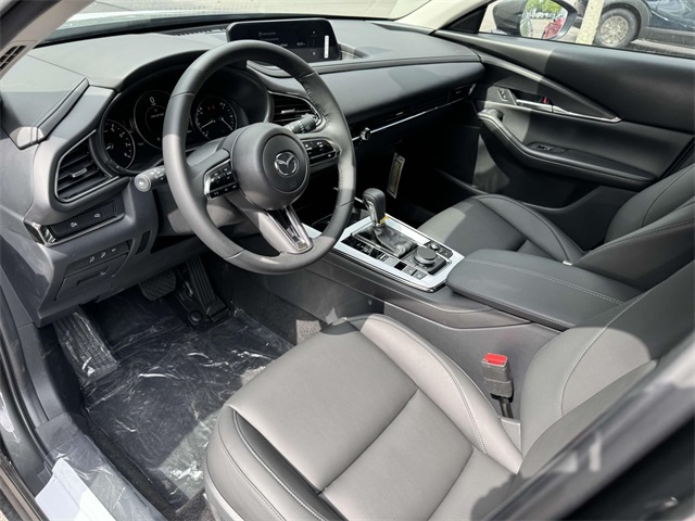 2025 Mazda CX-30 2.5 S Preferred photo 2