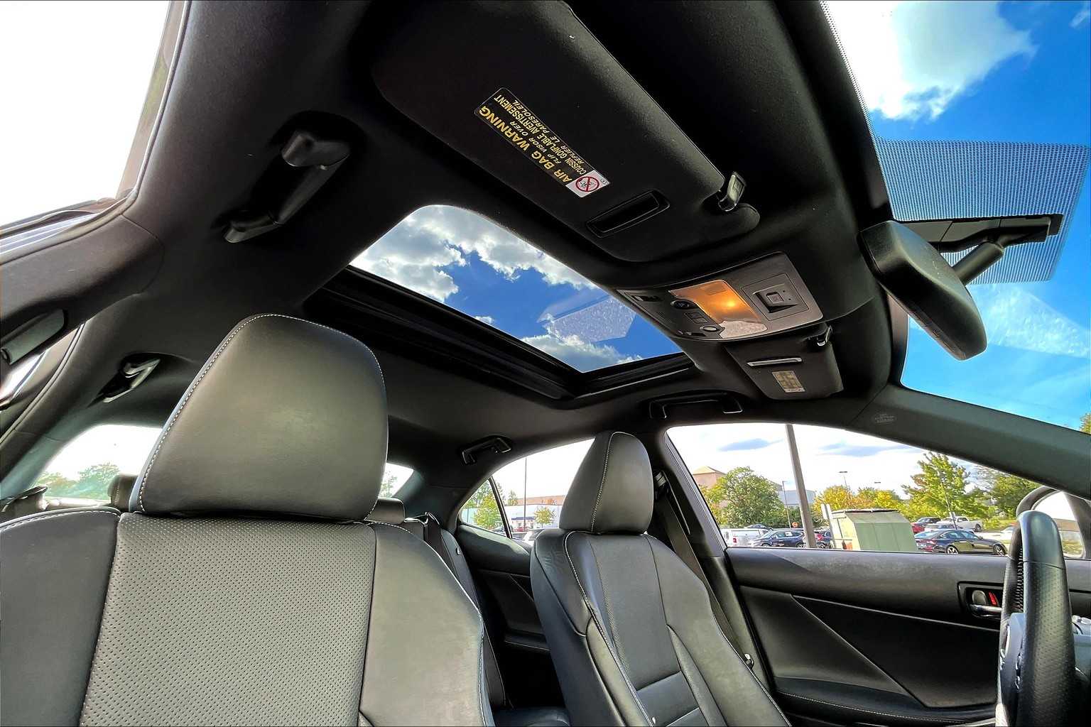 2014 Lexus IS 250 photo 13