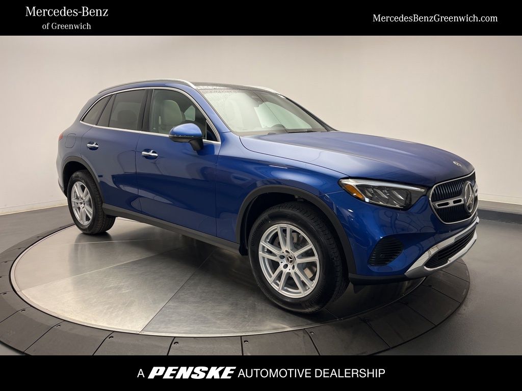 2026 Mercedes-Benz GLC Base's photo