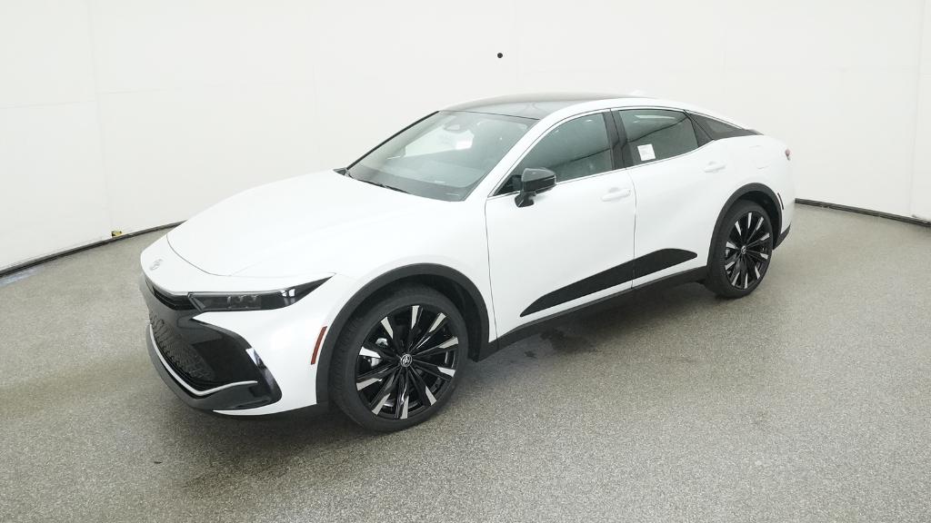 2026 Toyota Crown Platinum's photo