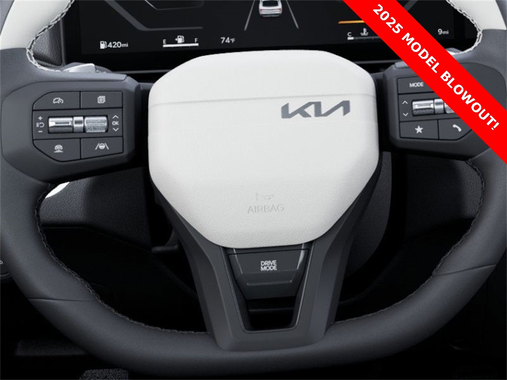 2025 Kia K4 GT-Line Turbo photo 20
