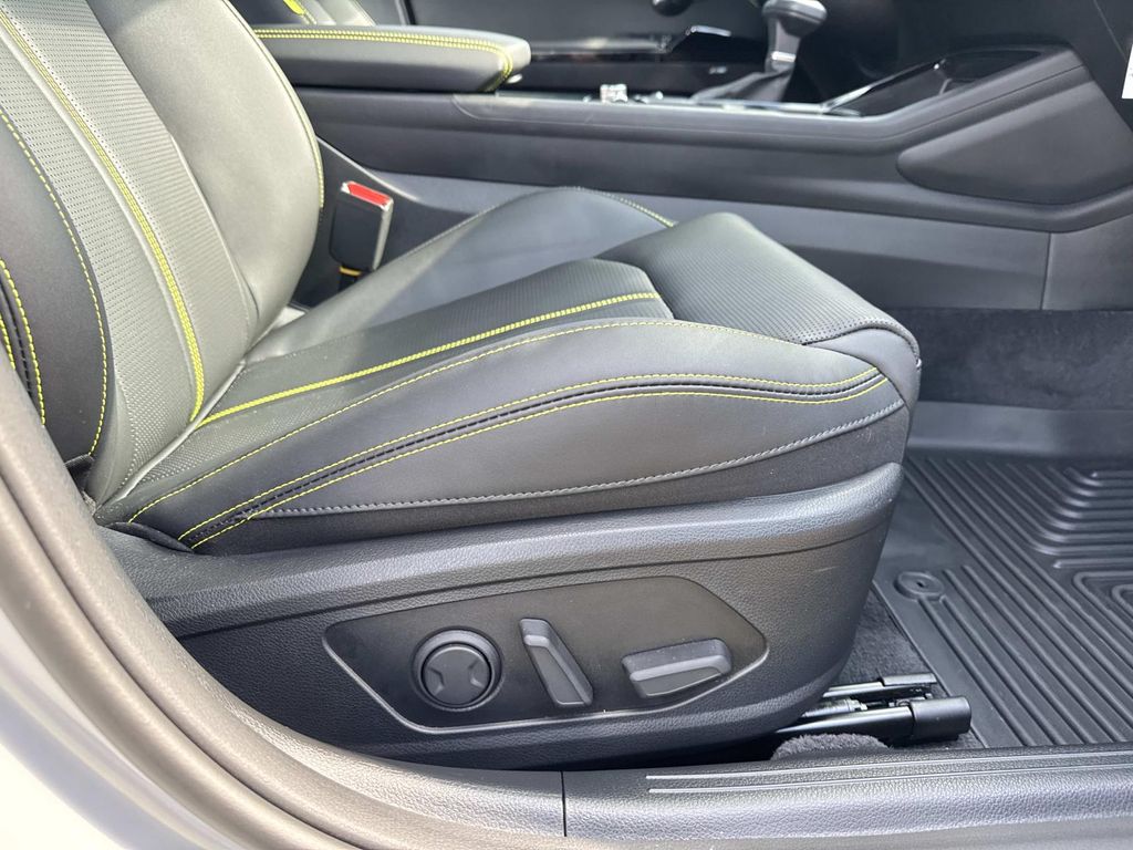 2025 Kia K5 GT photo 10
