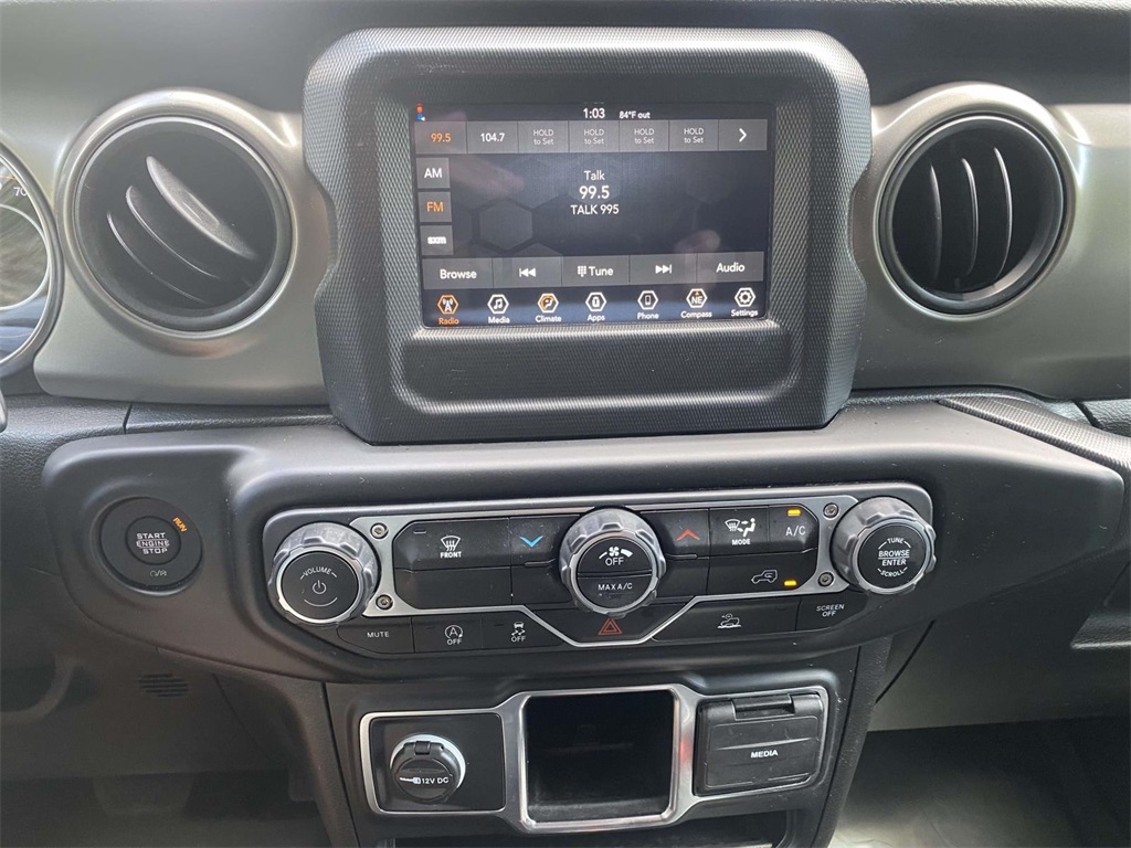 2023 Jeep Wrangler Willys photo 21