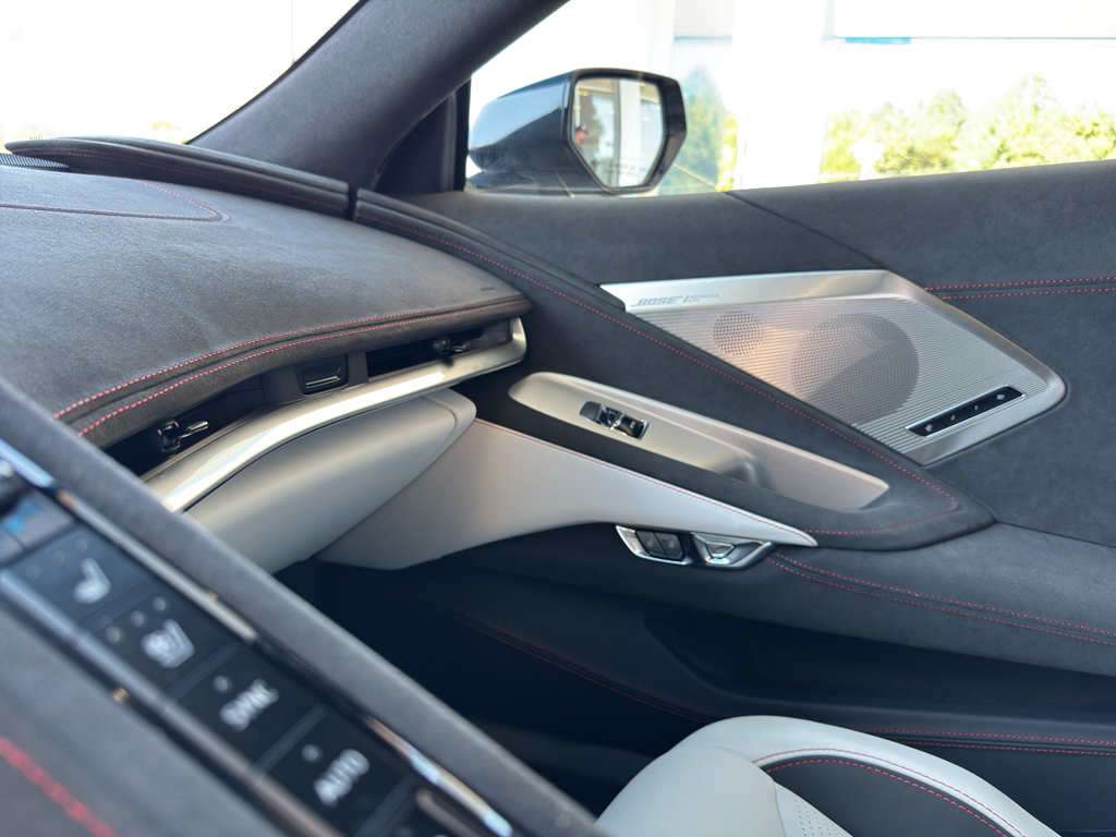2023 Chevrolet Corvette Stingray 3LT photo 25