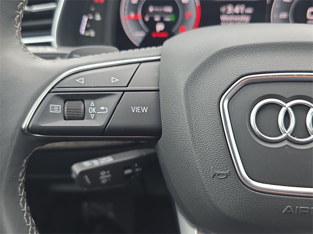 2025 Audi Q7 55 Premium Plus photo 18
