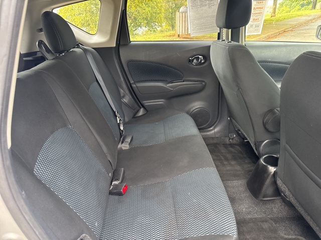 2019 Nissan Versa Note SV photo 11