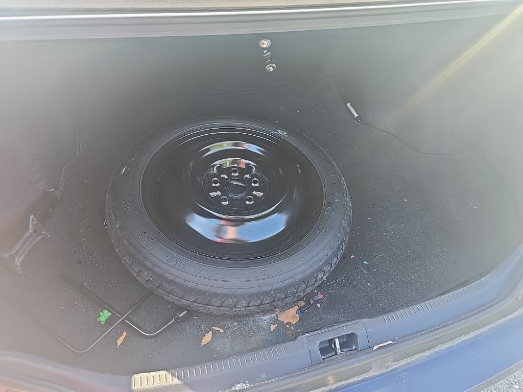2016 Toyota Camry XSE photo 8
