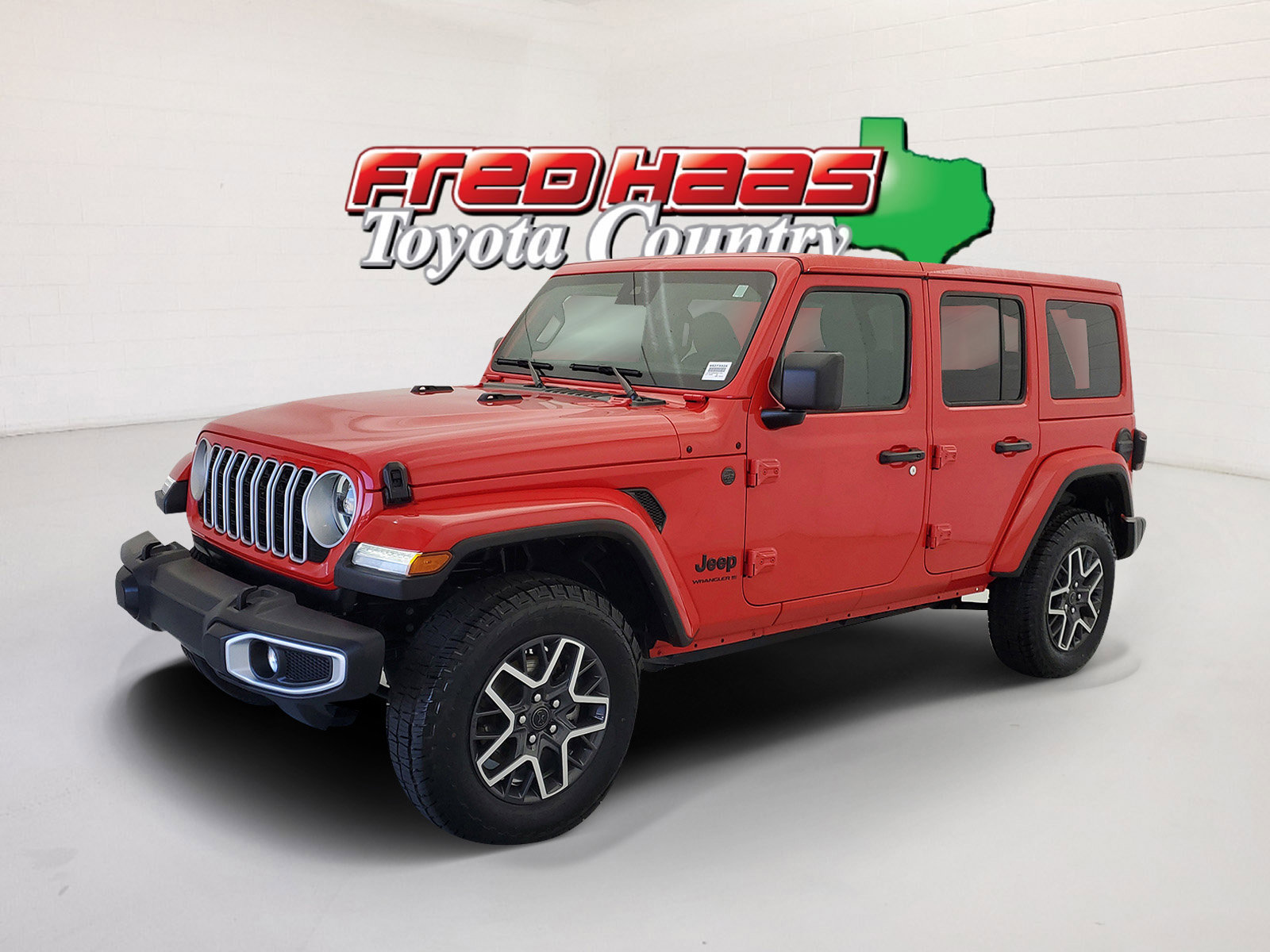2025 Jeep Wrangler 4-Door Sahara's photo