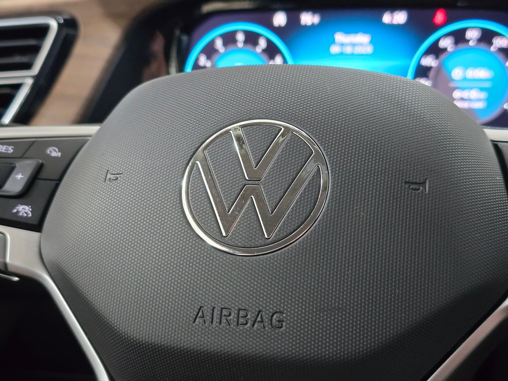 2024 Volkswagen Atlas SE photo 20