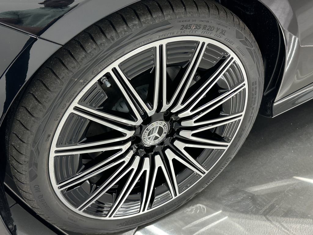 2026 Mercedes Benz CLE 300 4MATIC photo 13