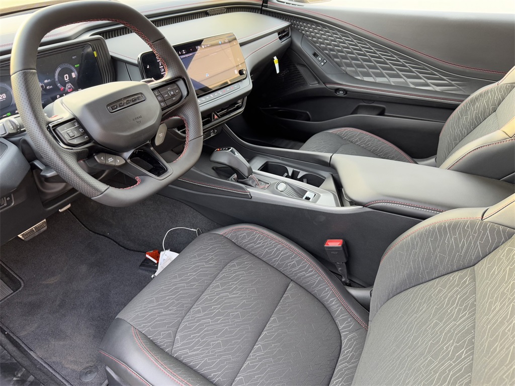 2025 Dodge Charger Daytona R/T photo 15